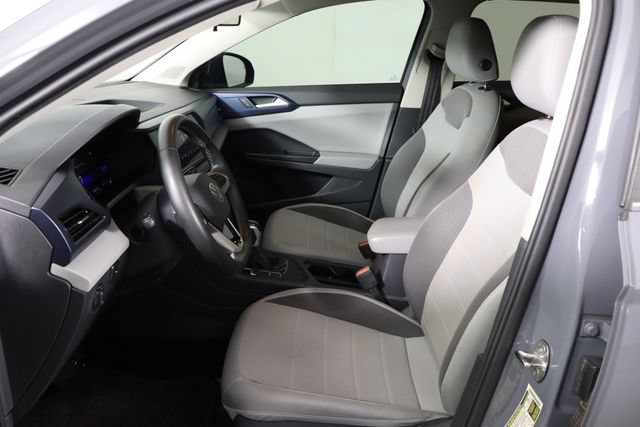 Used 2022 Volkswagen Taos SE w/ IQ.Drive SE Package FWD image 14