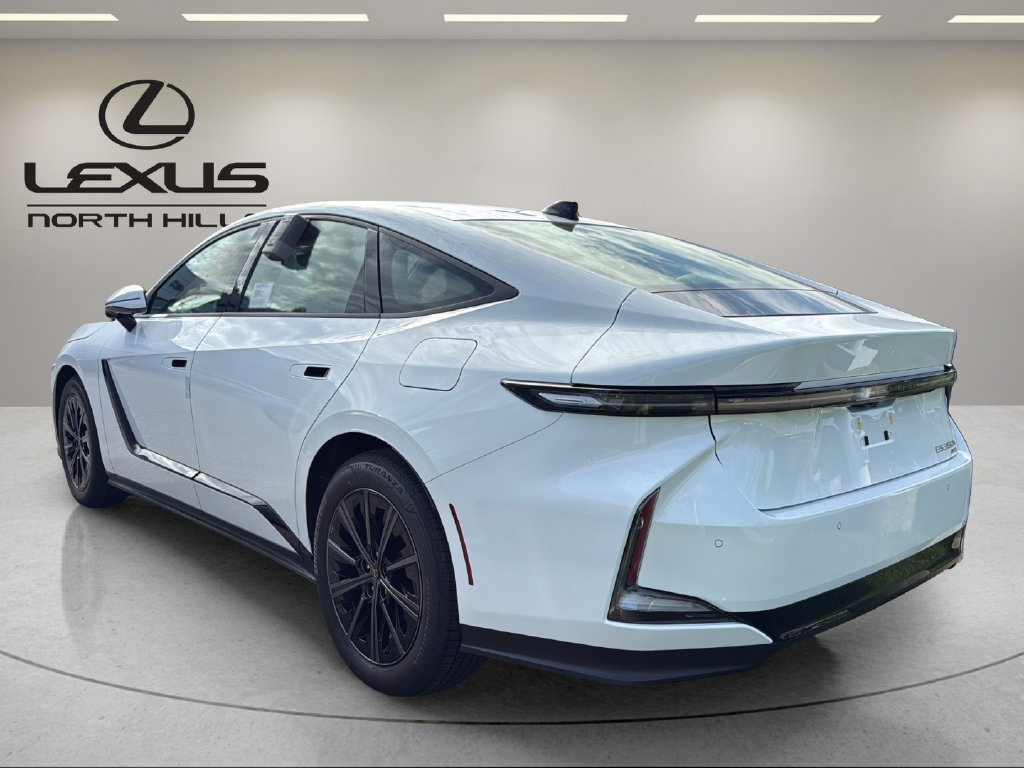 New 2026 Lexus ES 350h AWD w/ Convenience Package image 7