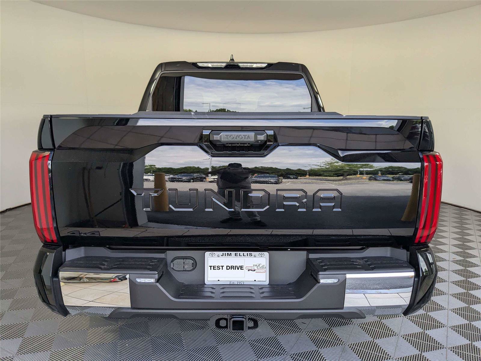 New 2026 Toyota Tundra SR5 AWD/4WD image 6