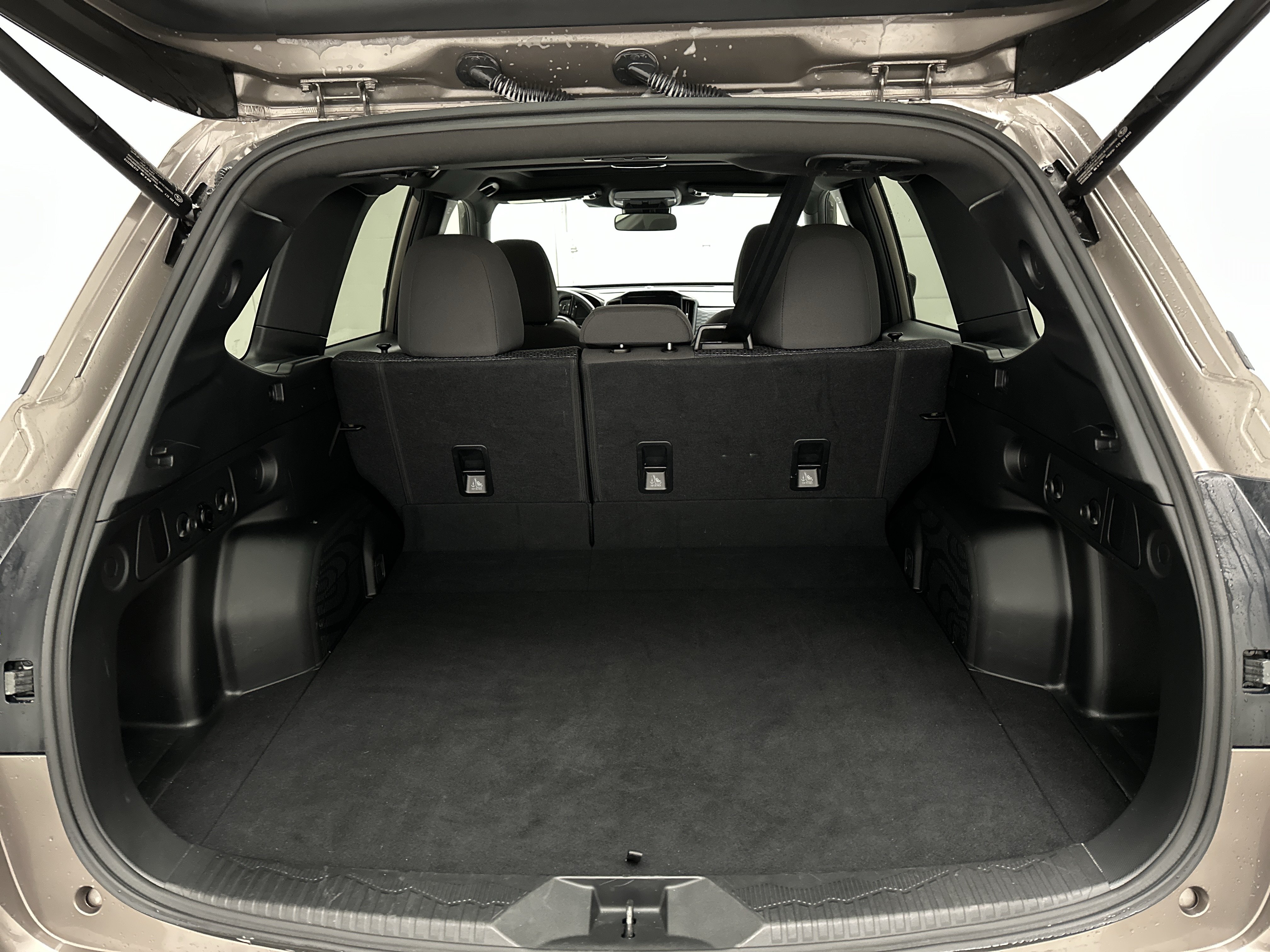 Used 2025 Subaru Forester Premium AWD/4WD image 11