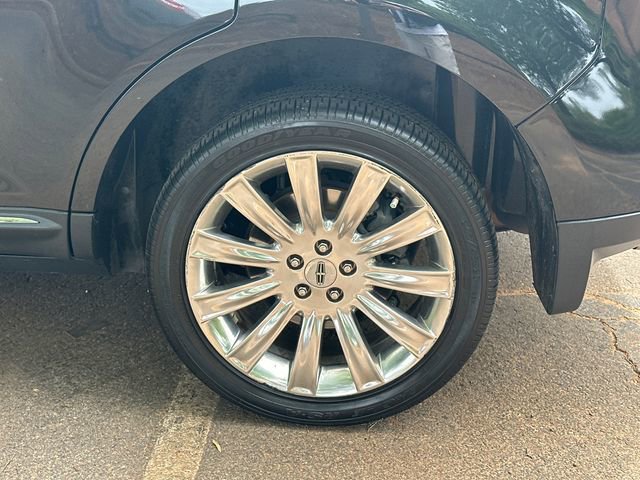 Used 2013 Lincoln MKX FWD image 21