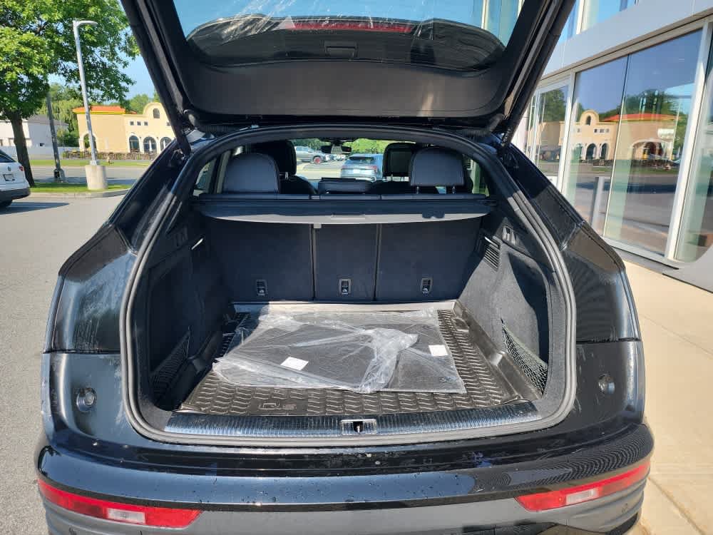 Used 2022 Audi Q5 2.0T Premium Plus w/ Premium Plus Package AWD/4WD image 15