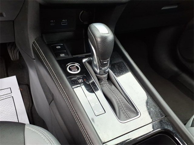 Used 2021 Nissan Kicks SR w/ SR Premium Package image 16