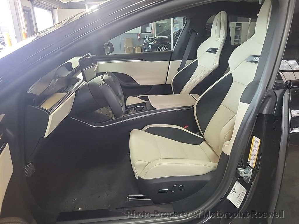 Used 2026 Tesla Model S Plaid AWD/4WD image 2