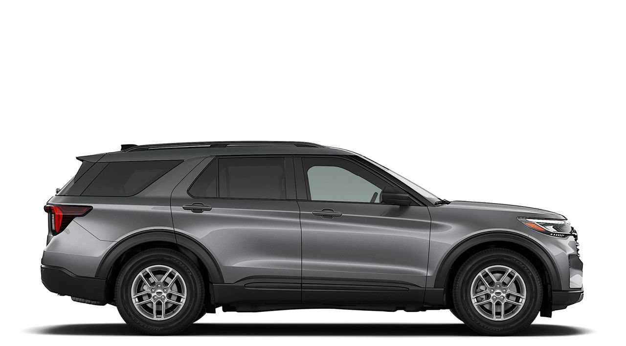 New 2026 Ford Explorer Active RWD image 6