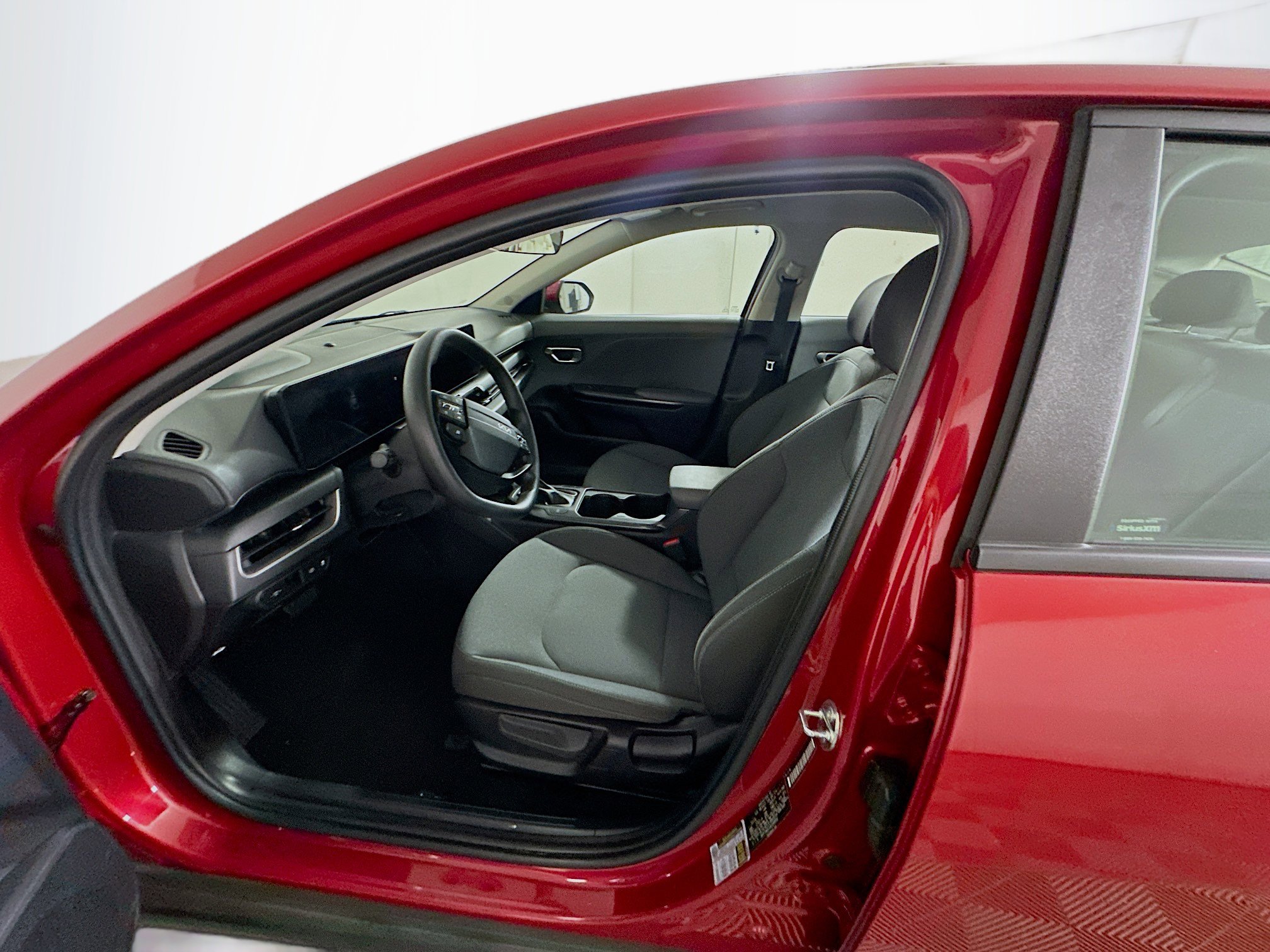 Used 2025 Kia K4 LXS FWD image 13