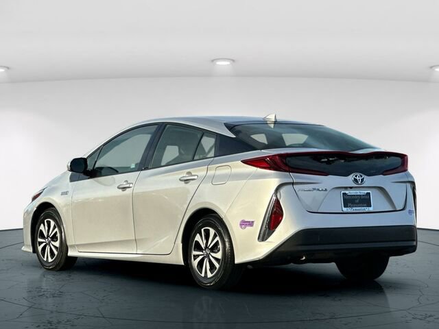 Used 2019 Toyota Prius Prime Premium image 5