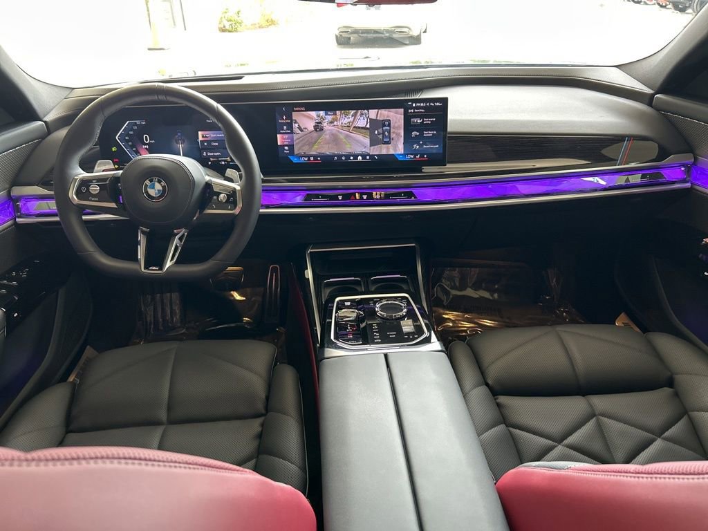 Used 2025 BMW 740i xDrive image 34