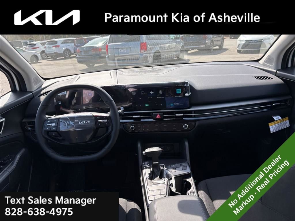 New 2026 Kia Sportage LX image 7