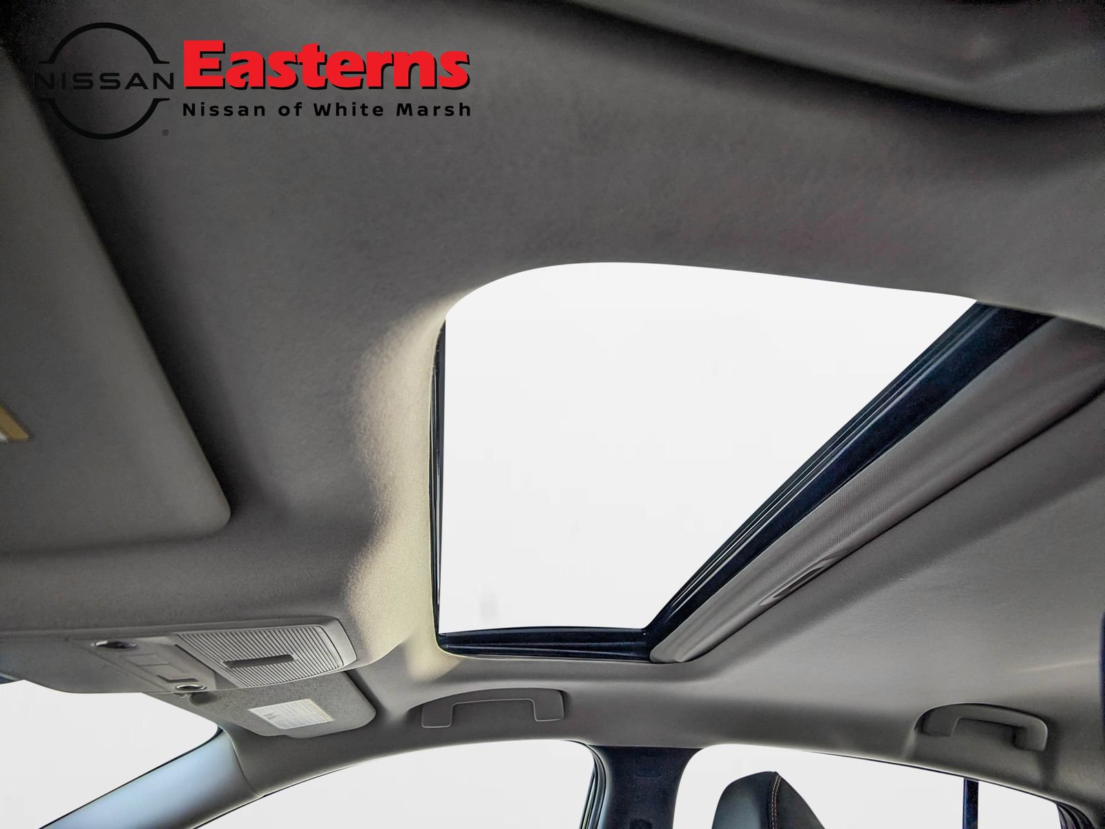 New 2026 Nissan Sentra SR w/ SR Premium Package FWD image 21
