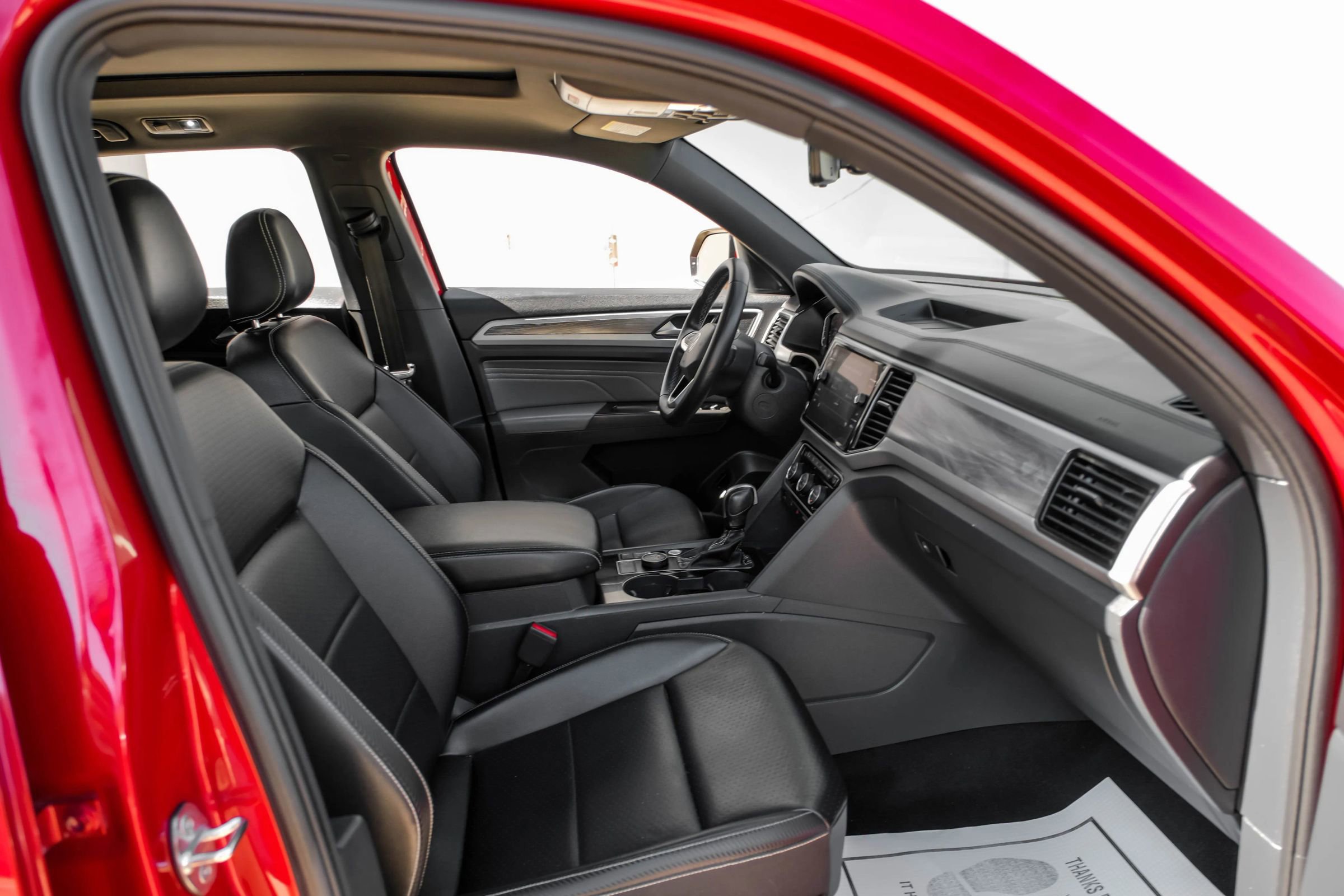 Used 2022 Volkswagen Atlas Cross Sport SE w/ Panoramic Sunroof Package image 32