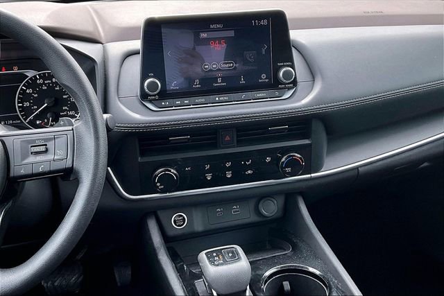 Used 2023 Nissan Rogue S image 9