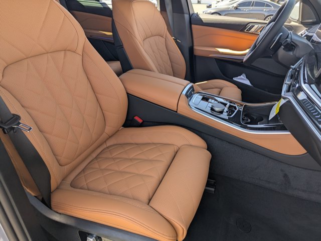Used 2026 BMW X5 sDrive40i w/ M Sport Package RWD image 12