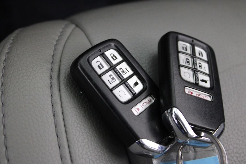 Used 2018 Honda Odyssey EX-L image 32