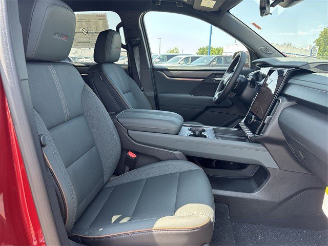 New 2026 GMC Acadia AT4 image 25