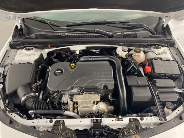 Used 2025 Chevrolet Malibu LT image 30