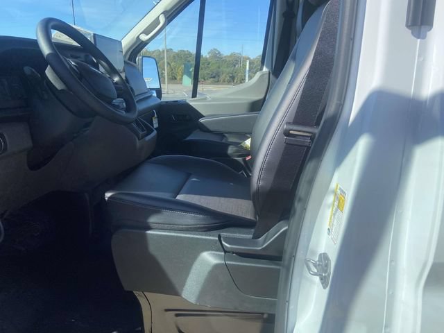 New 2026 Ford Transit 250 148 Medium Roof RWD image 10