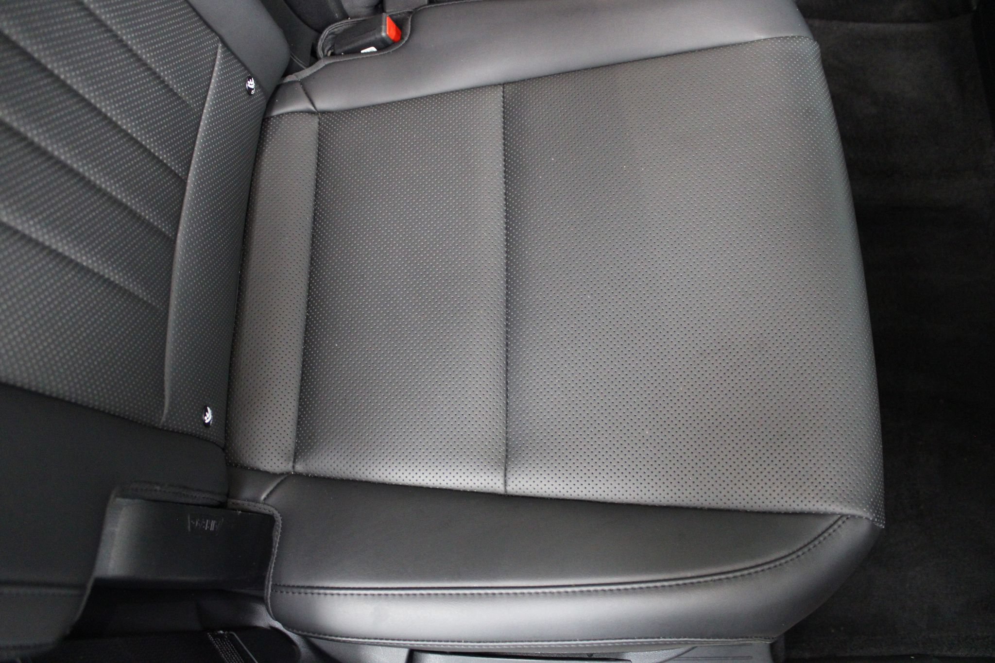 Used 2025 Hyundai Santa Fe SEL AWD/4WD image 25