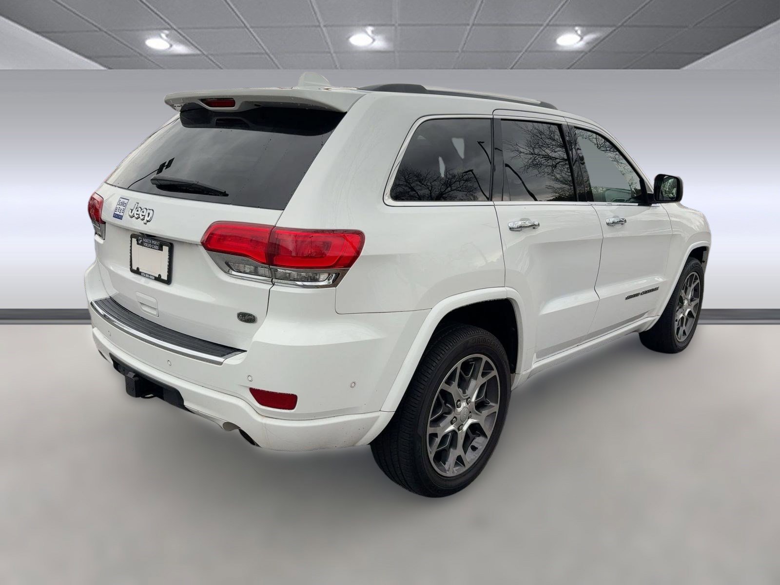 Used 2021 Jeep Grand Cherokee Overland w/ Trailer Tow Group IV image 9