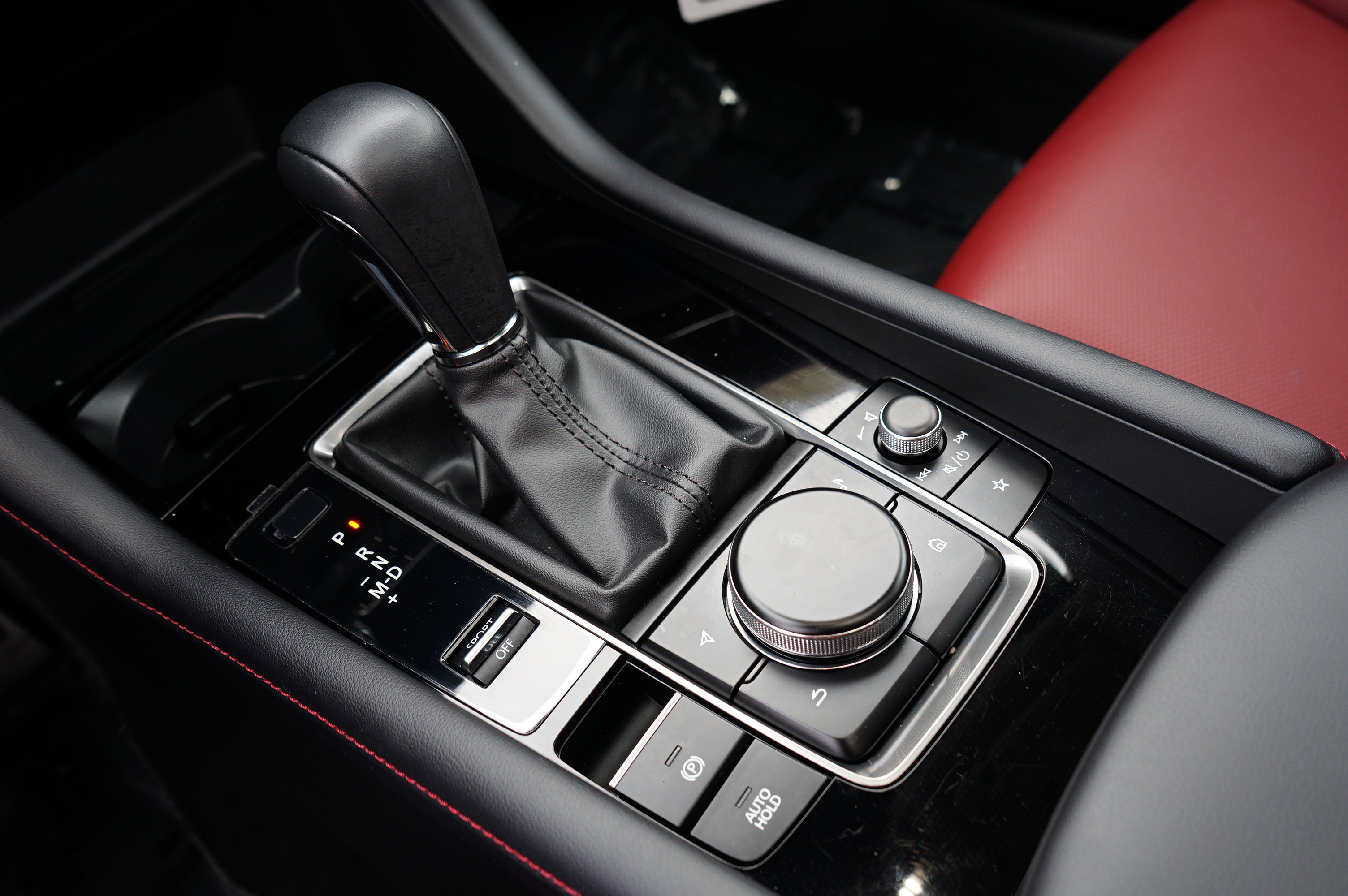 Certified 2025 MAZDA MAZDA3 s image 23