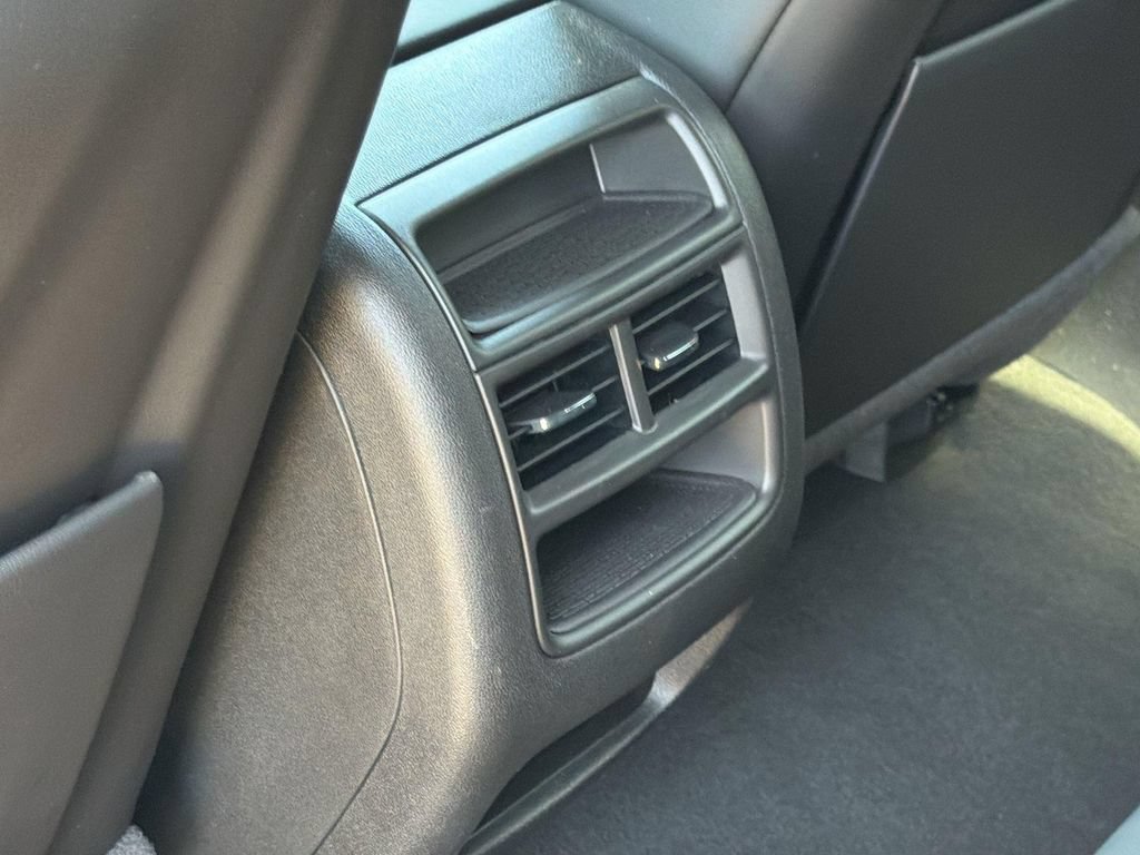 Certified 2023 Cadillac XT5 Premium Luxury FWD image 27