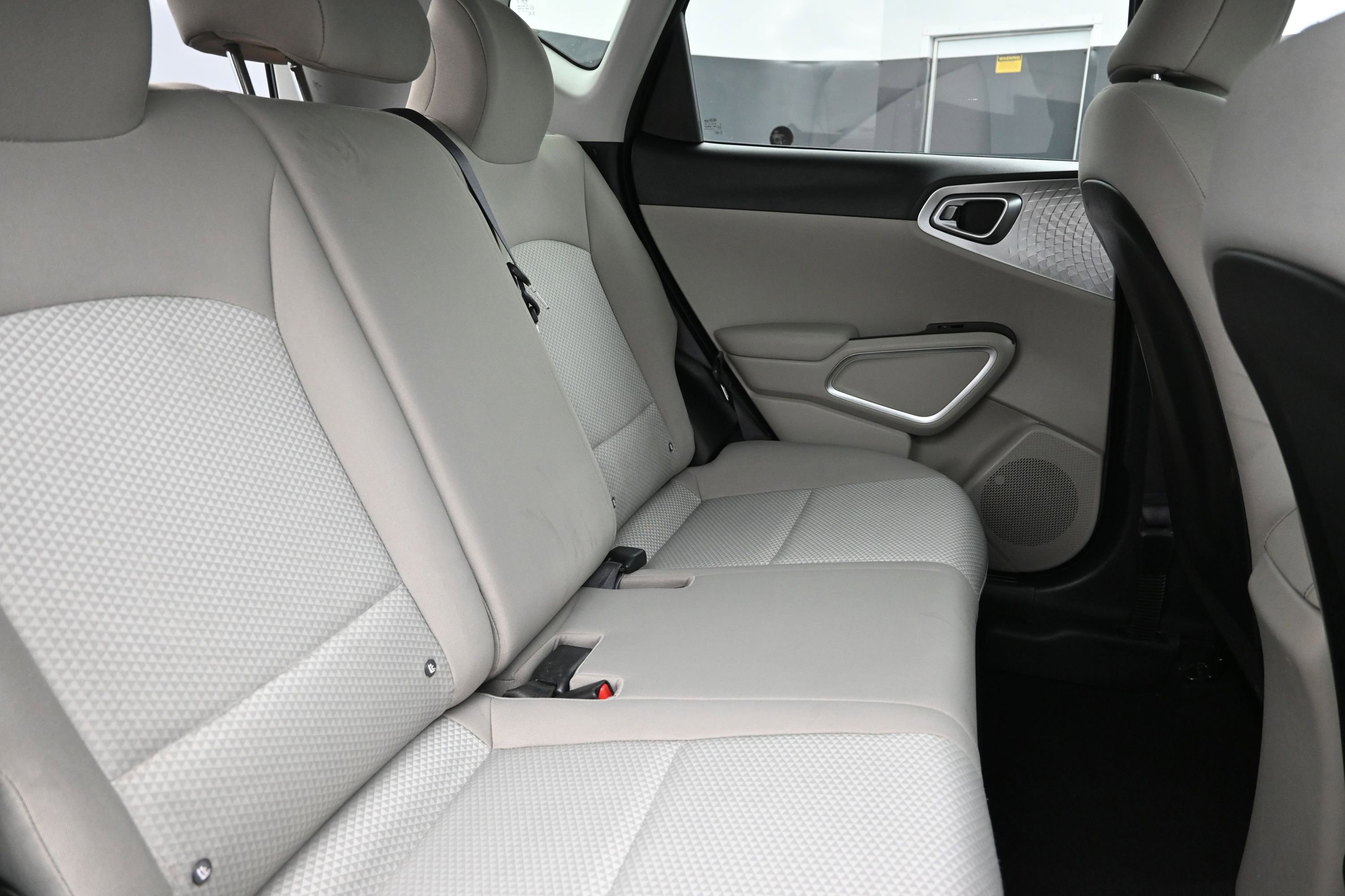 Used 2020 Kia Soul LX FWD image 25