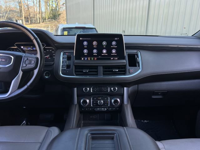 Used 2021 GMC Yukon SLT w/ SLT Premium Package image 17