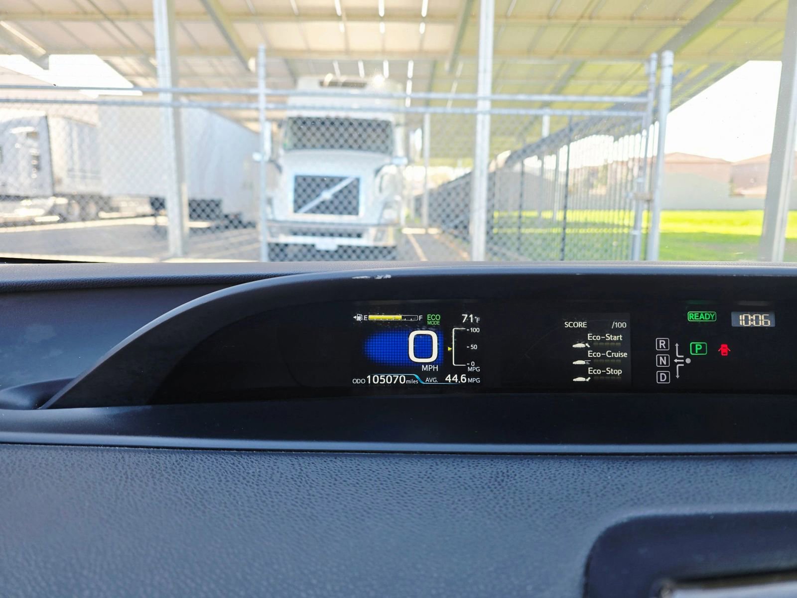 Used 2017 Toyota Prius Two image 19