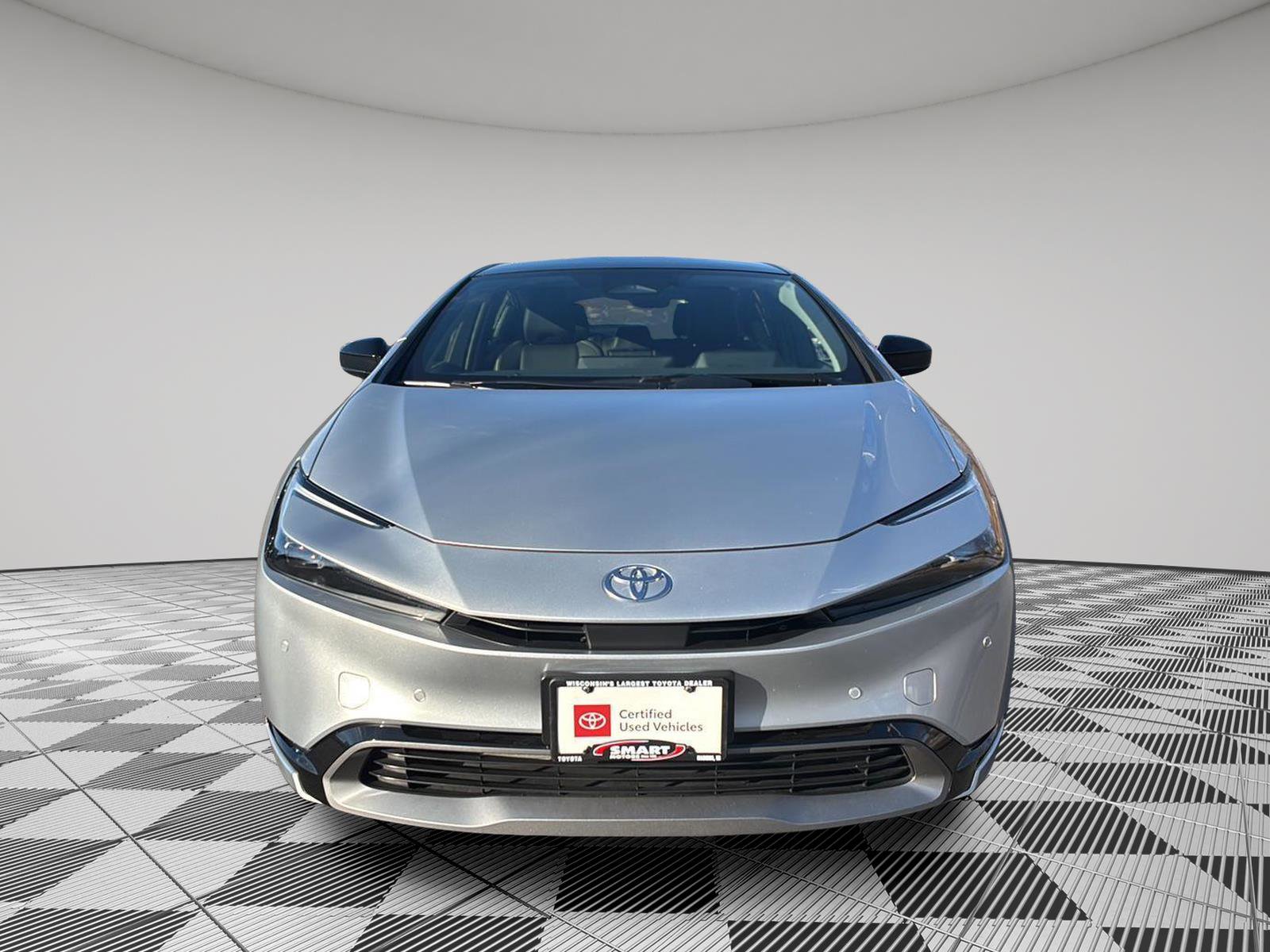 Used 2023 Toyota Prius XLE image 13