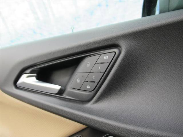 New 2026 Chevrolet Equinox ACTIV w/ Convenience Package III image 31