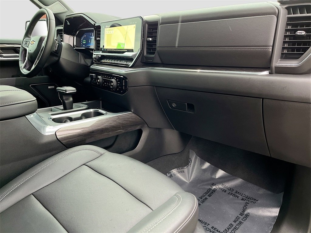 Used 2024 Chevrolet Silverado 1500 LTZ w/ LTZ Convenience Package II image 28