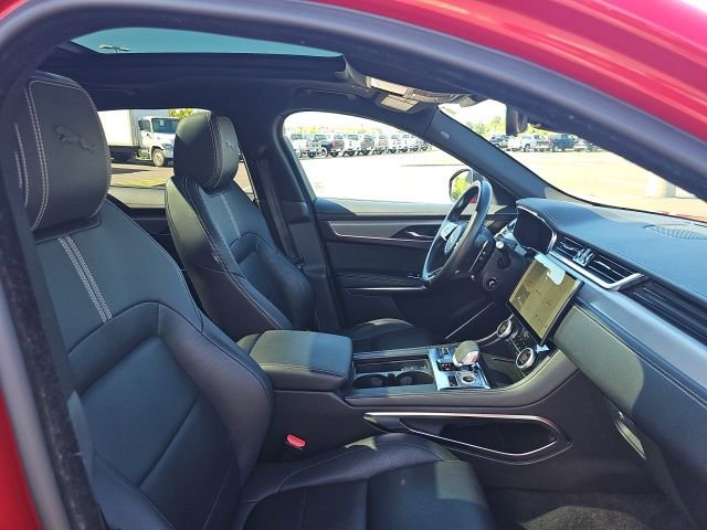 Used 2024 Jaguar F-PACE R-Dynamic S AWD/4WD image 28