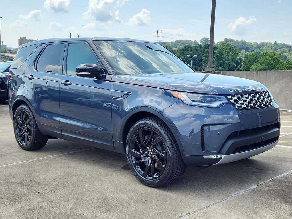 Certified 2025 Land Rover Discovery S AWD/4WD image 10