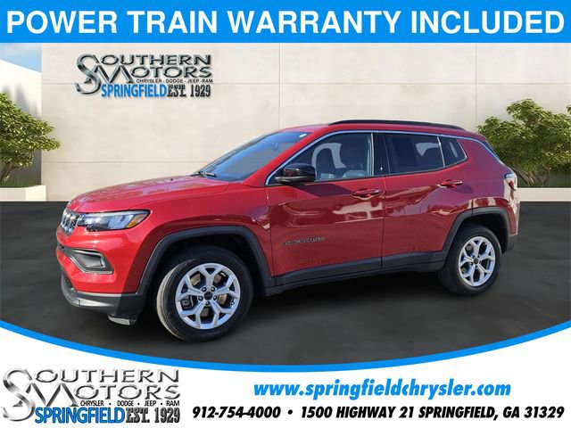 Used 2025 Jeep Compass Latitude AWD/4WD image 1