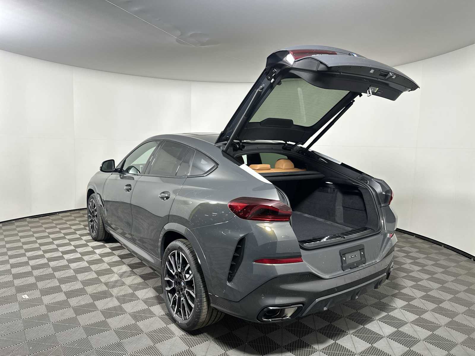 New 2026 BMW X6 xDrive40i w/ Executive Package image 20