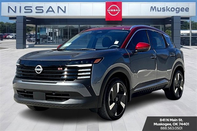 New 2025 Nissan Kicks SR image 2