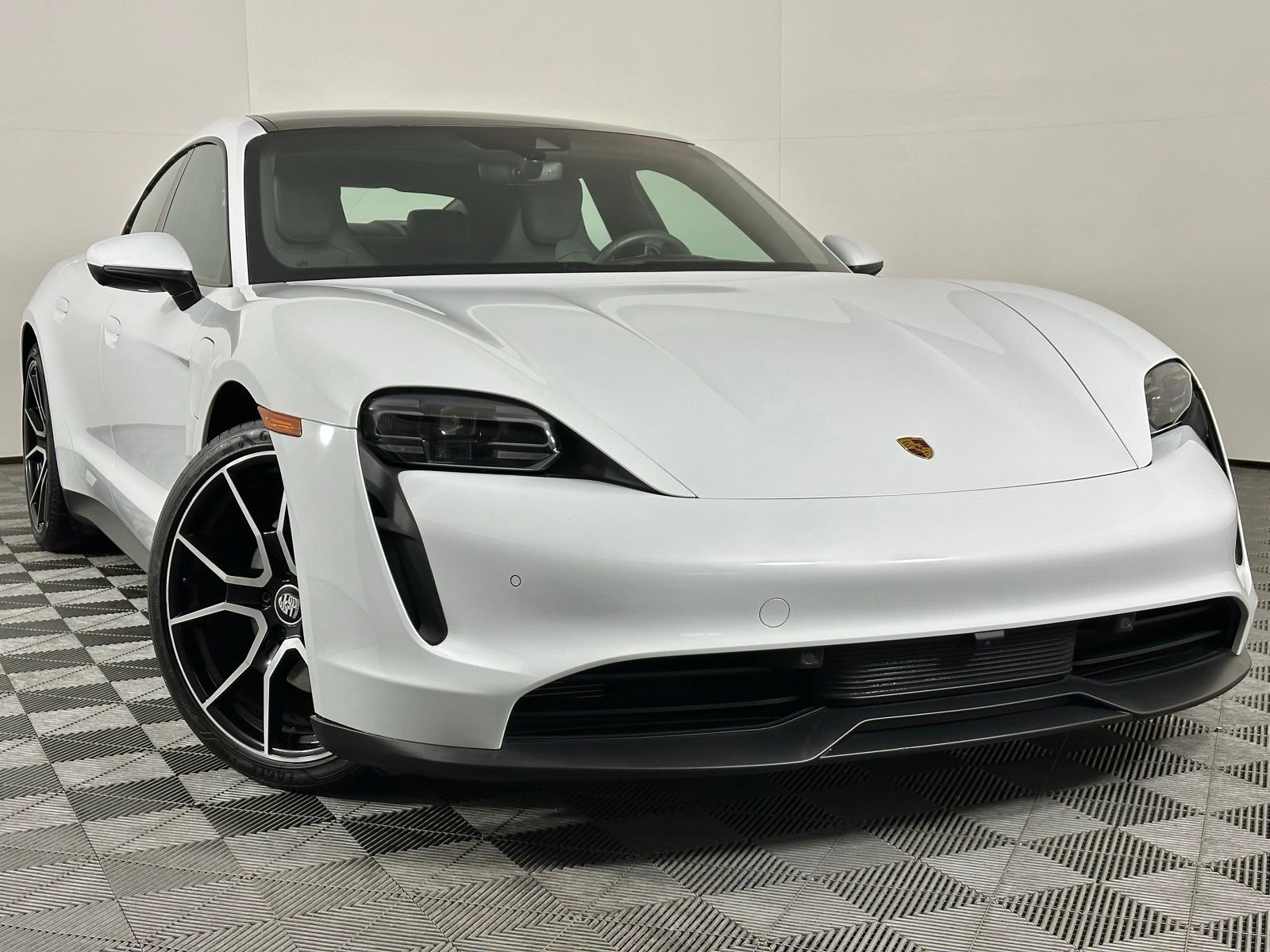 Used 2023 Porsche Taycan w/ Premium Package image 35