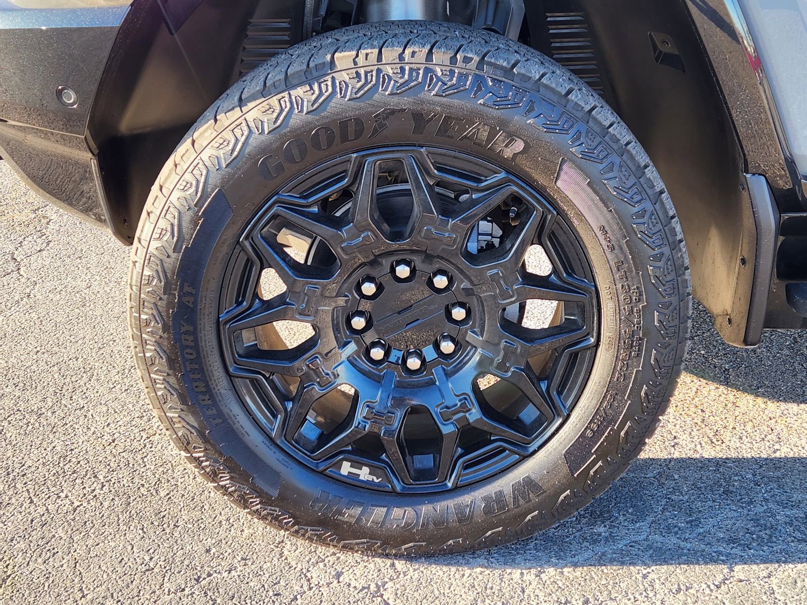 New 2025 GMC Hummer EV 2X AWD/4WD image 11
