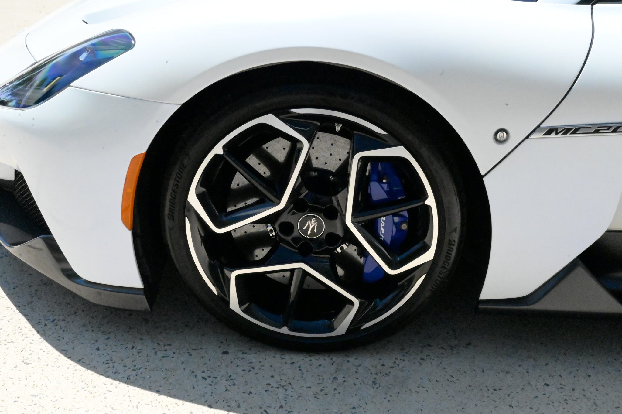 Used 2022 Maserati MC20 Coupe RWD image 8