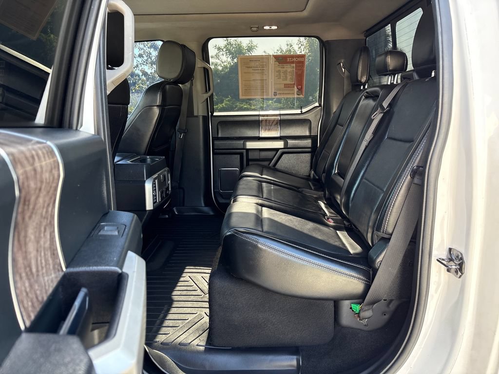 Used 2017 Ford F250 Lariat w/ Lariat Ultimate Package AWD/4WD image 31