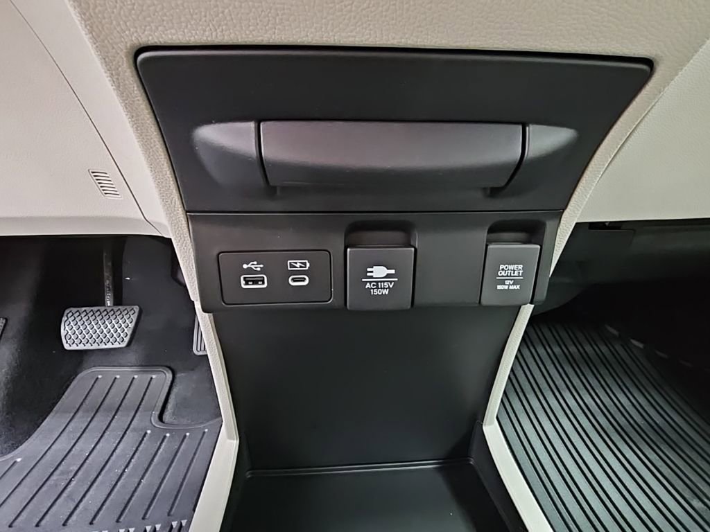 New 2026 Honda Odyssey Touring image 21