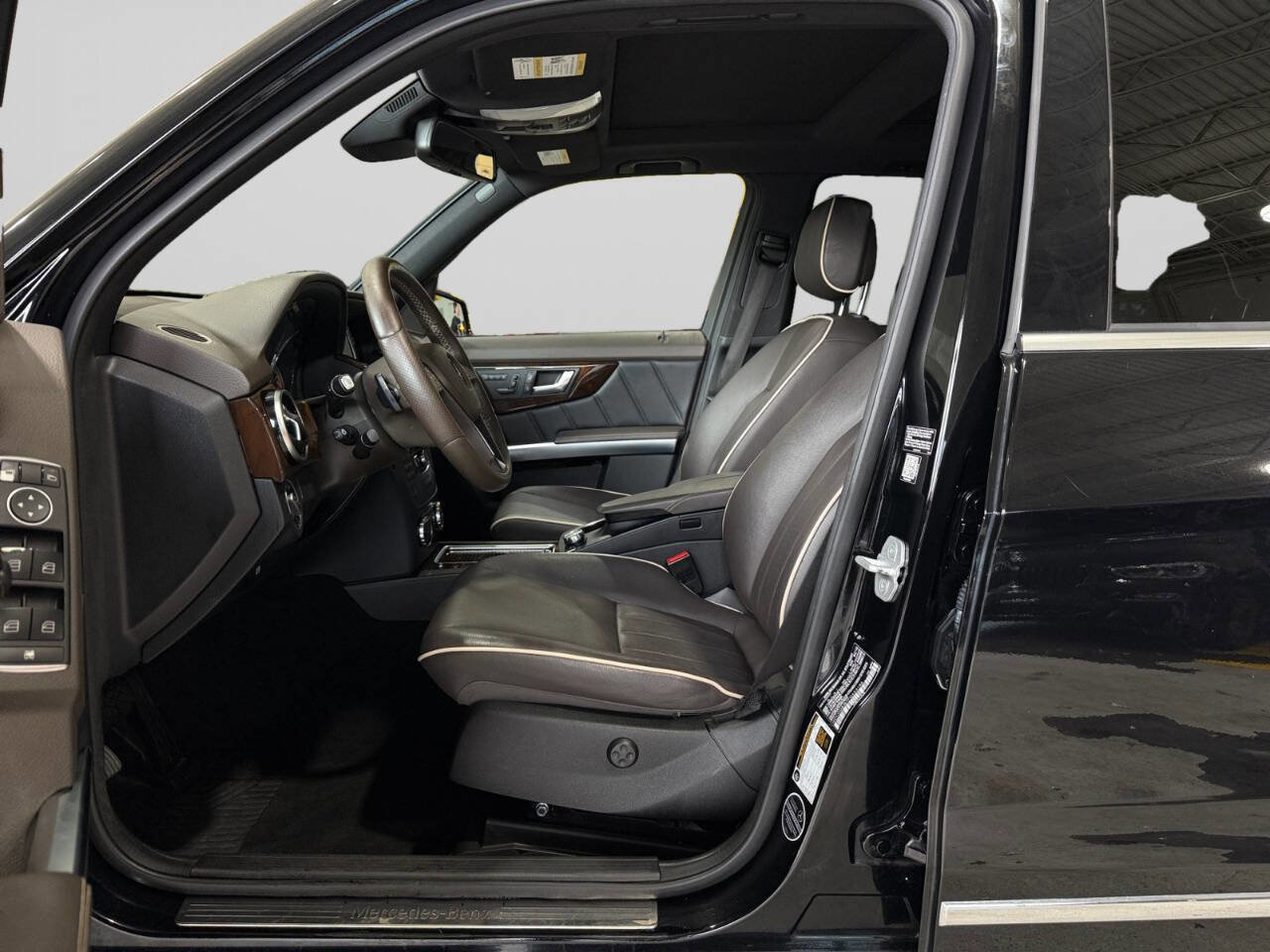 Used 2015 Mercedes-Benz GLK 350 GLK 350 4MATIC AWD 4dr SUV image 10