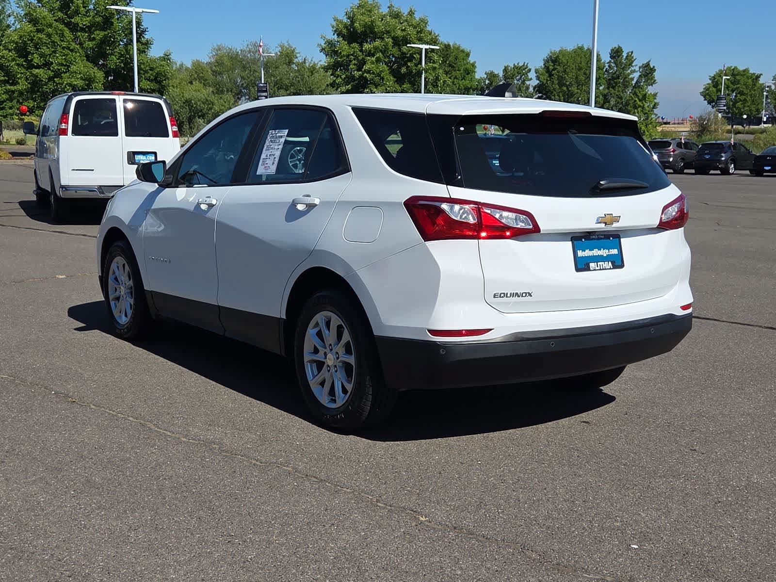 Used 2020 Chevrolet Equinox LS FWD image 12