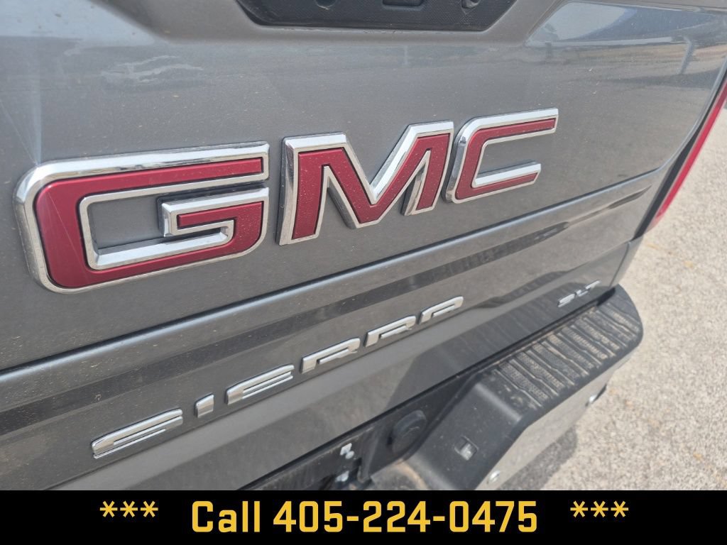 Used 2025 GMC Sierra 1500 SLT w/ SLT Premium Plus Package AWD/4WD image 17