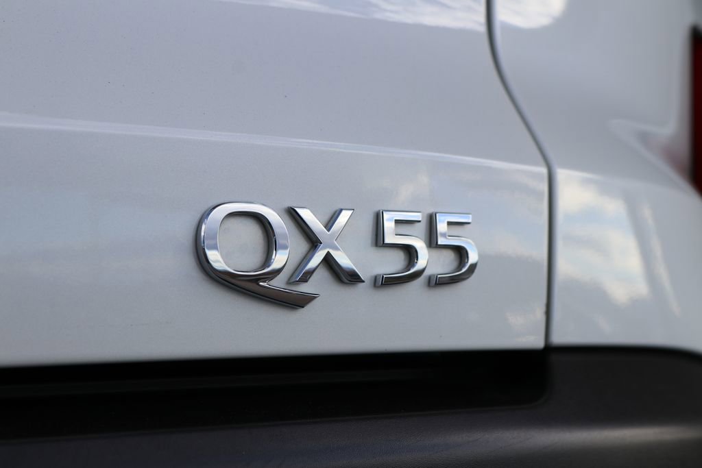 Certified 2025 INFINITI QX55 Essential image 31