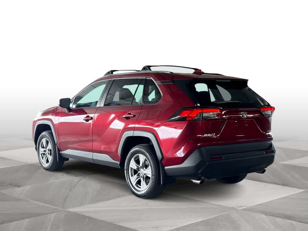 Used 2024 Toyota RAV4 XLE w/ Convenience Package FWD image 6