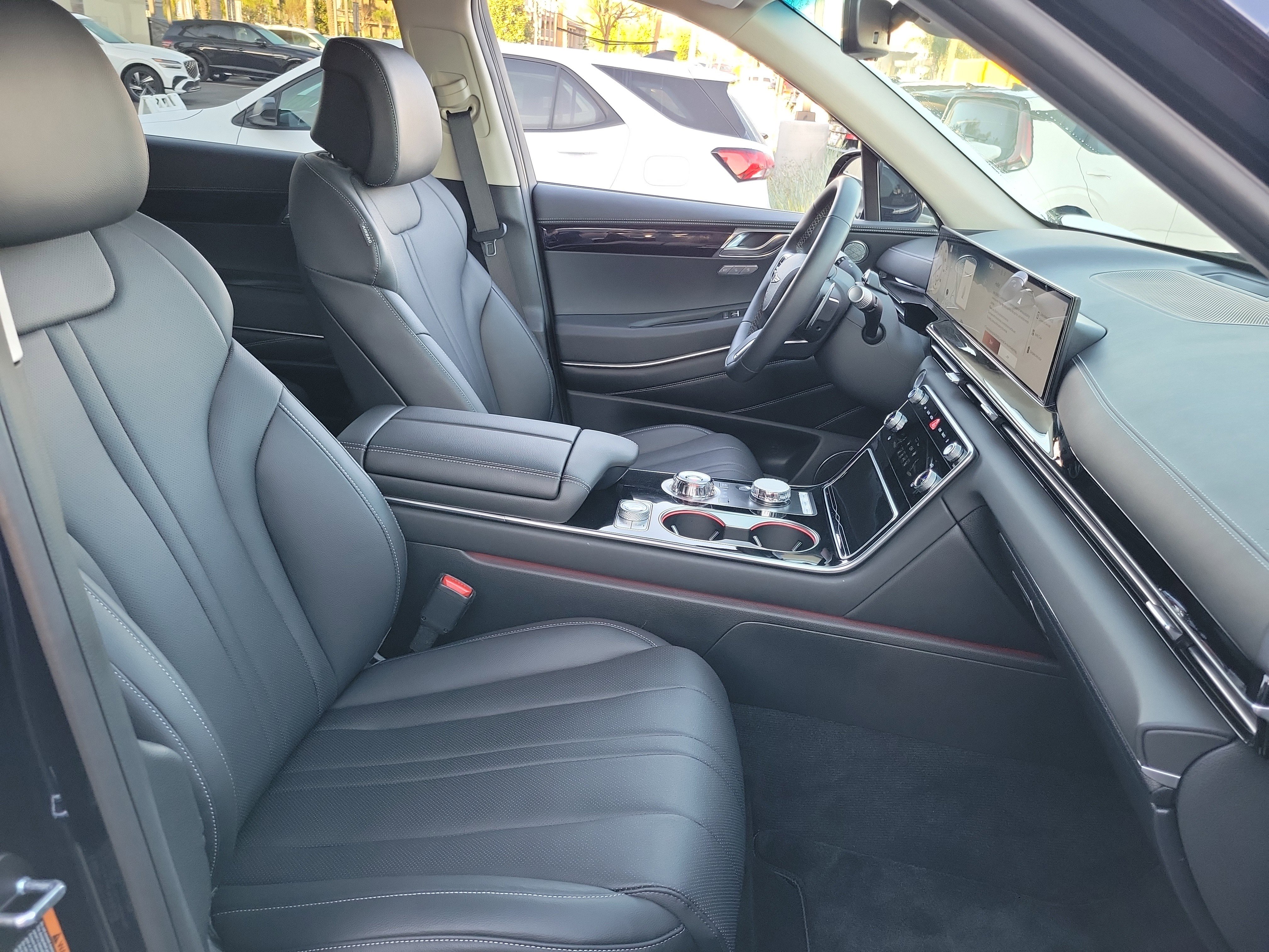 Certified 2025 Genesis GV80 2.5T Standard image 19