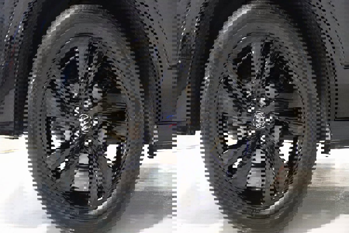 Used 2024 Buick Encore GX Sport Touring w/ Comfort Package FWD image 77