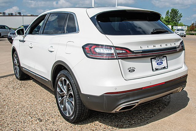 Used 2022 Lincoln Nautilus Reserve w/ Equipment Group 201A AWD/4WD image 3