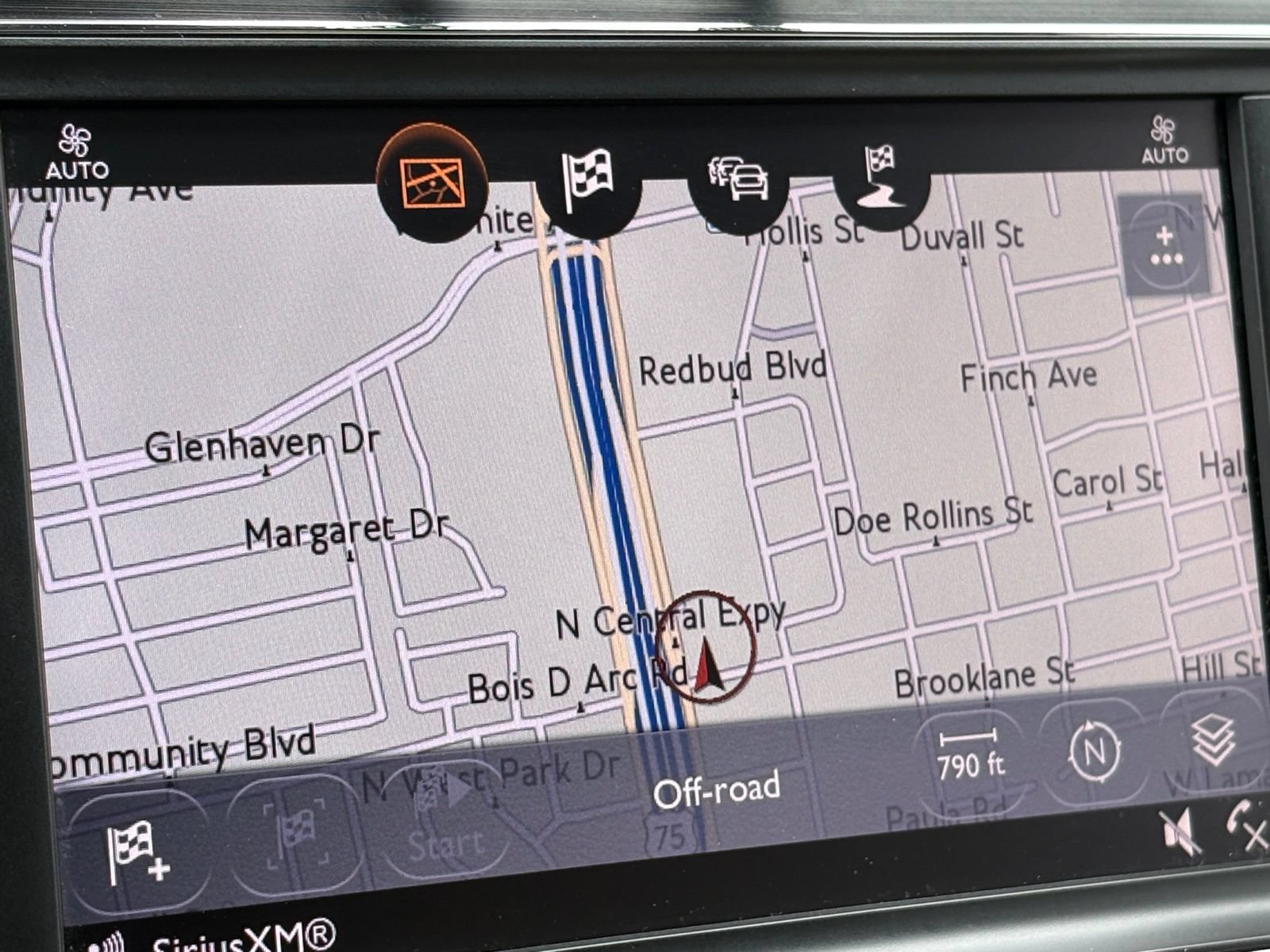 Used 2019 Bentley Bentayga AWD/4WD image 32